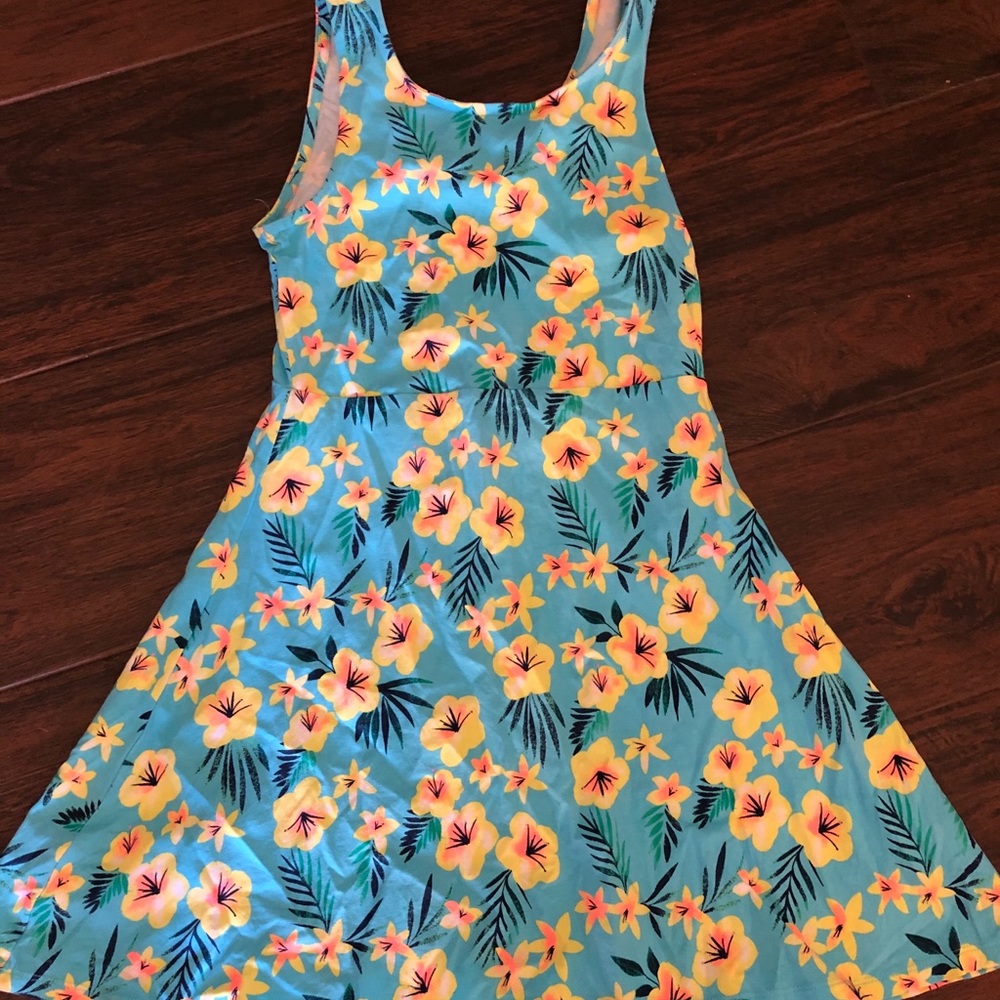 Hawaiian dress